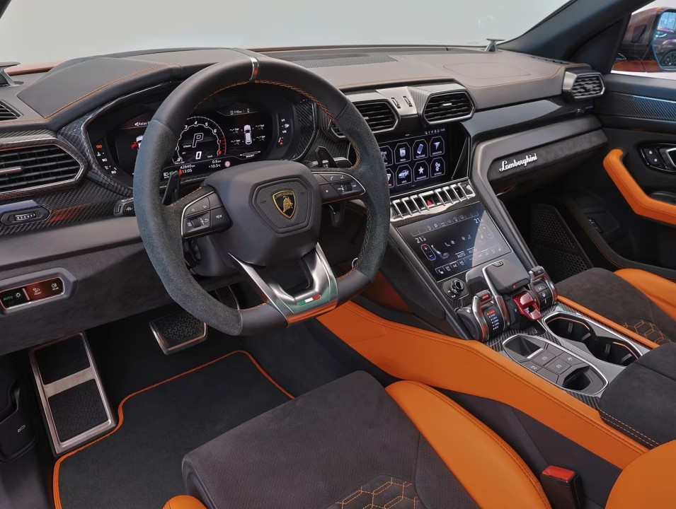 Lamborghini URUS - foto 11
