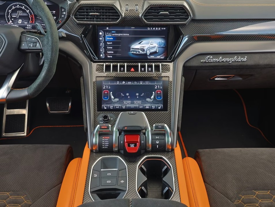 Lamborghini URUS - foto 13