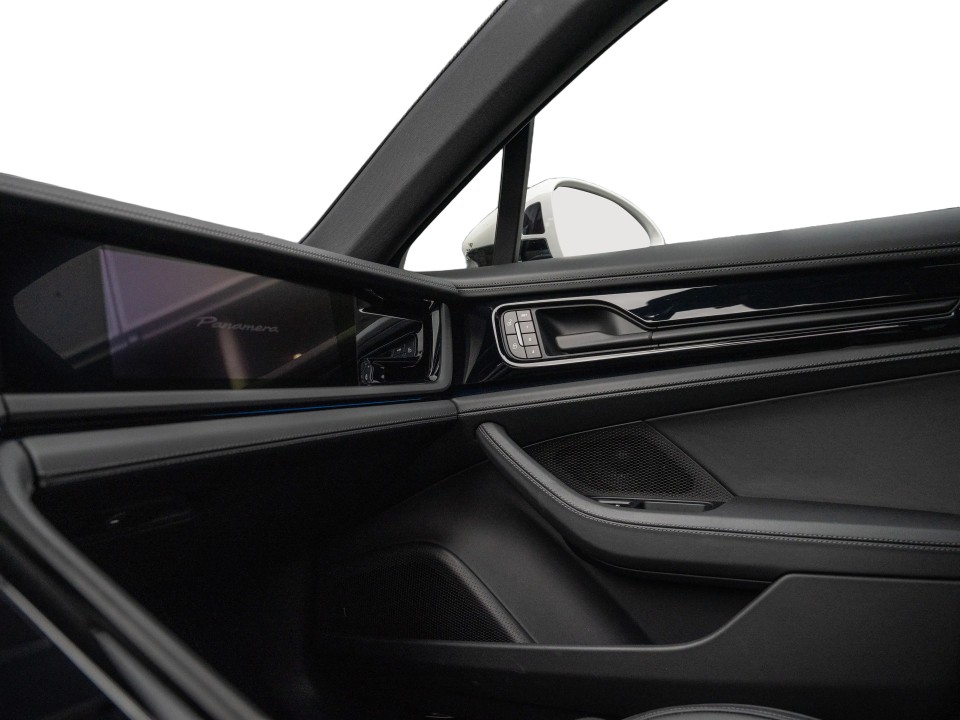 Porsche Panamera 4 E-Hybrid - foto 19