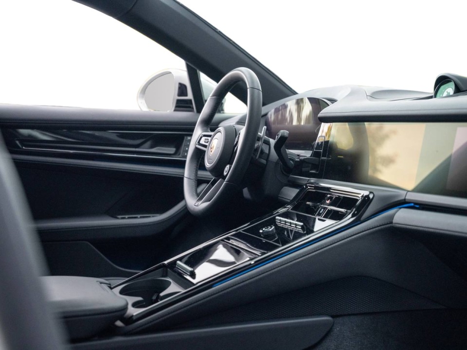Porsche Panamera 4 E-Hybrid - foto 10