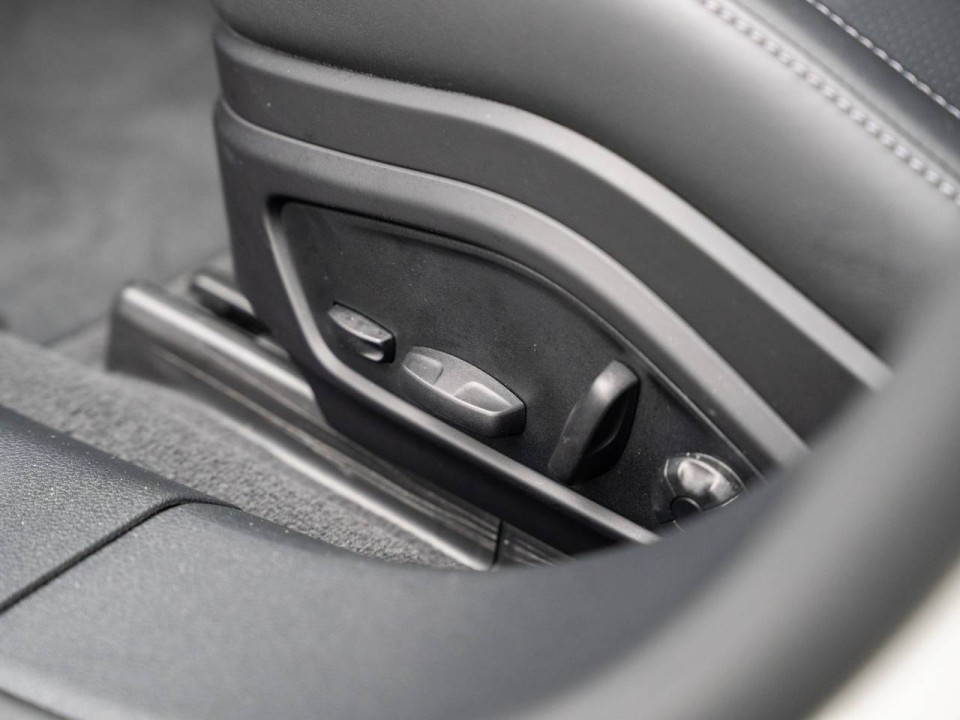 Porsche Panamera 4 E-Hybrid - foto 16