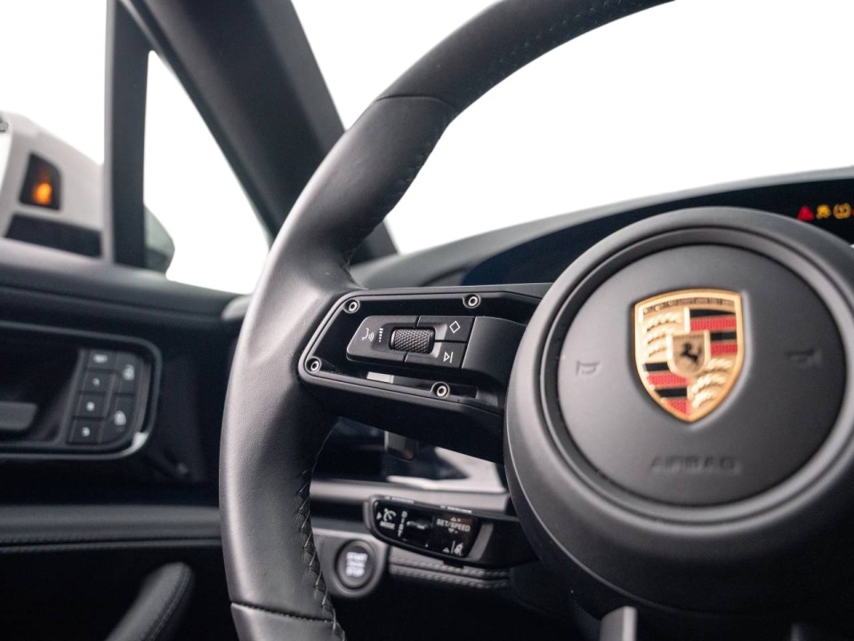 Porsche Panamera 4 E-Hybrid - foto 13