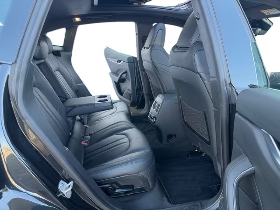 Maserati Levante GT - foto 12