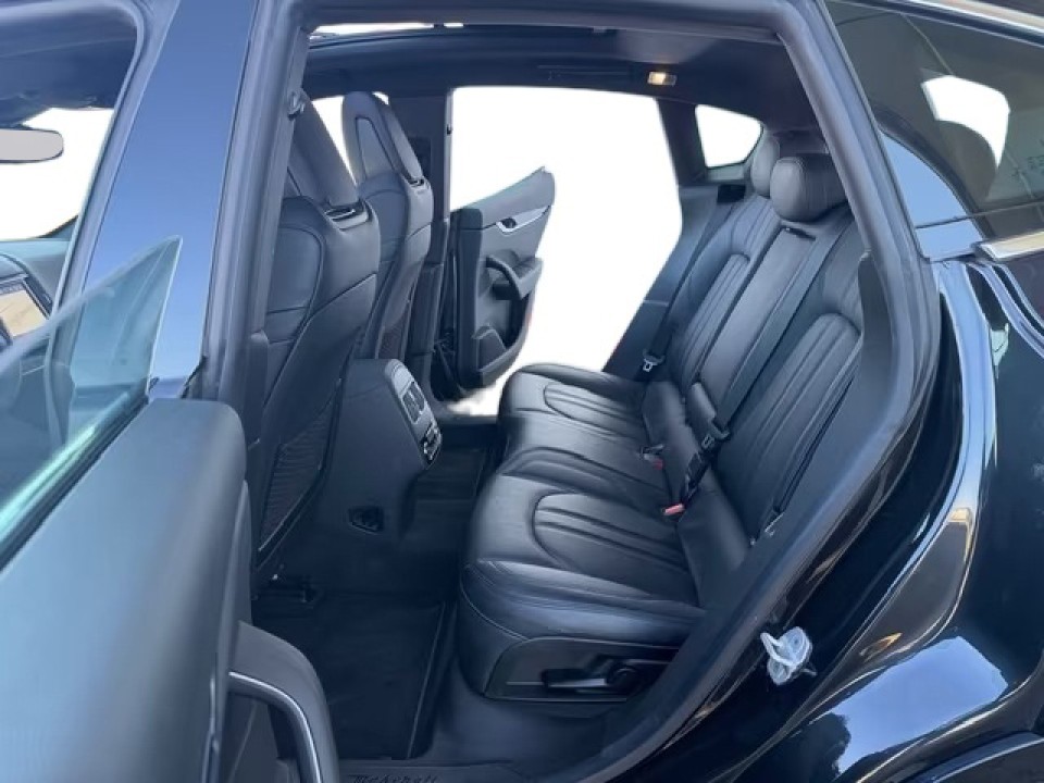 Maserati Levante GT - foto 11