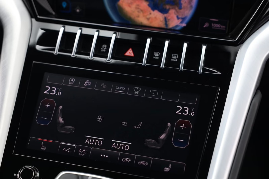 Lamborghini URUS - foto 16