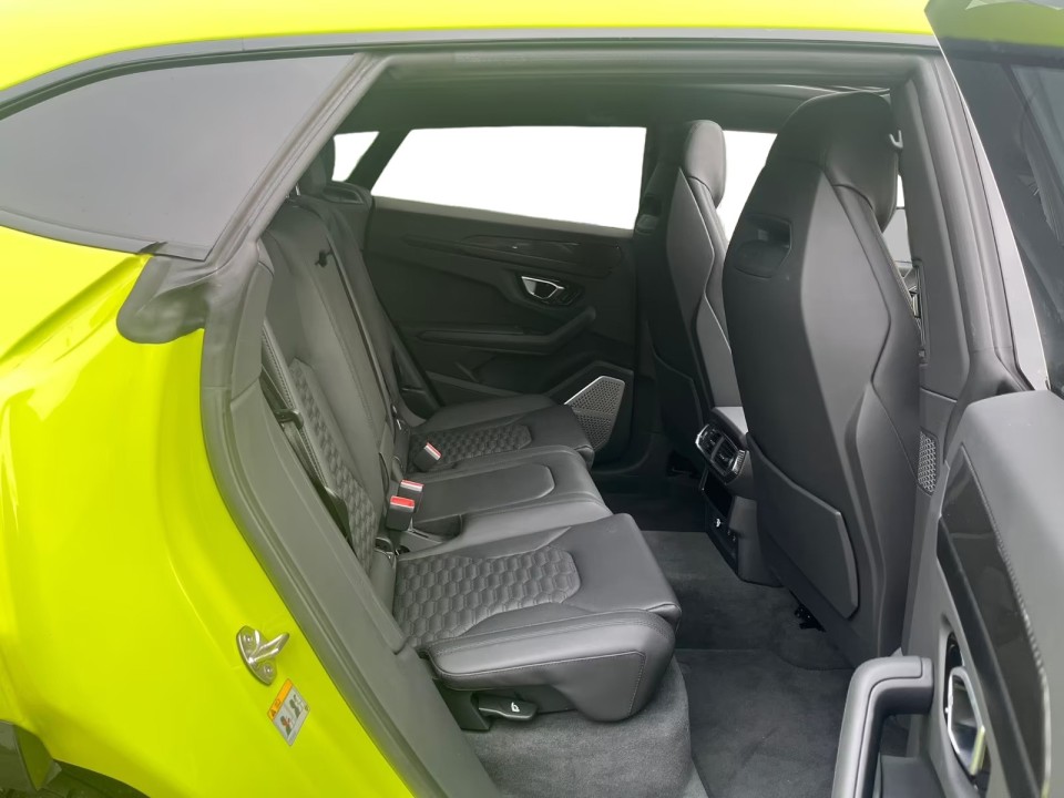 Lamborghini URUS - foto 18