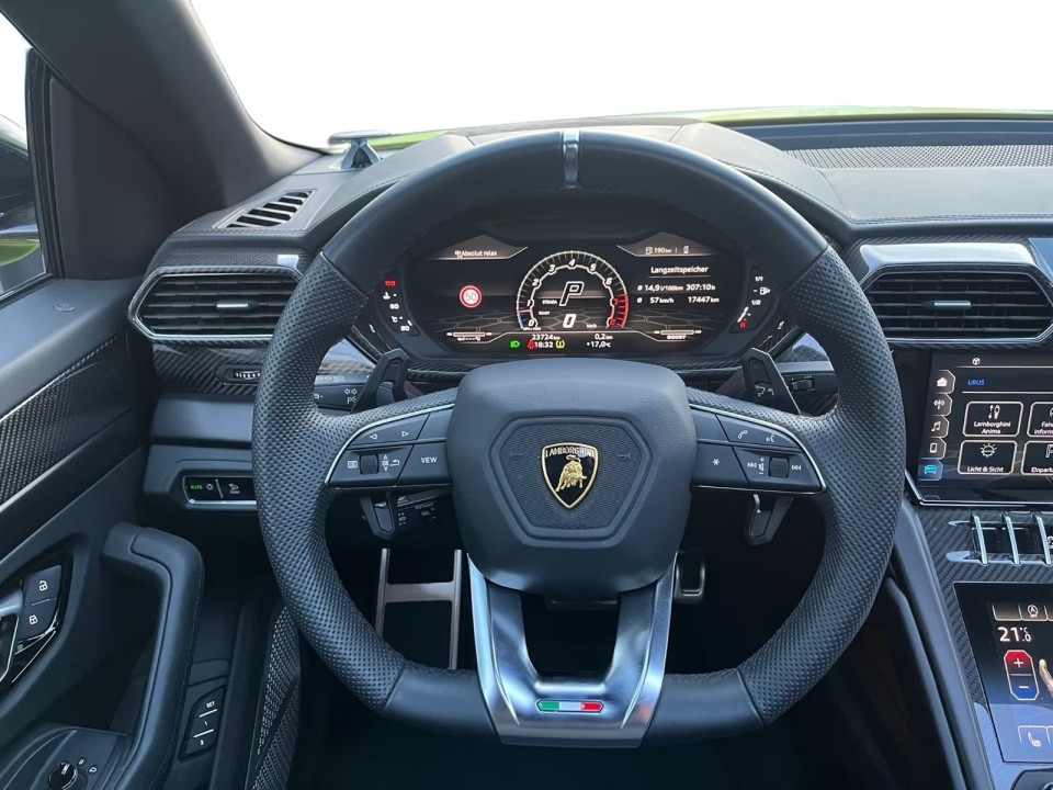 Lamborghini URUS - foto 7