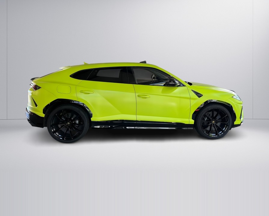 Lamborghini URUS (3)