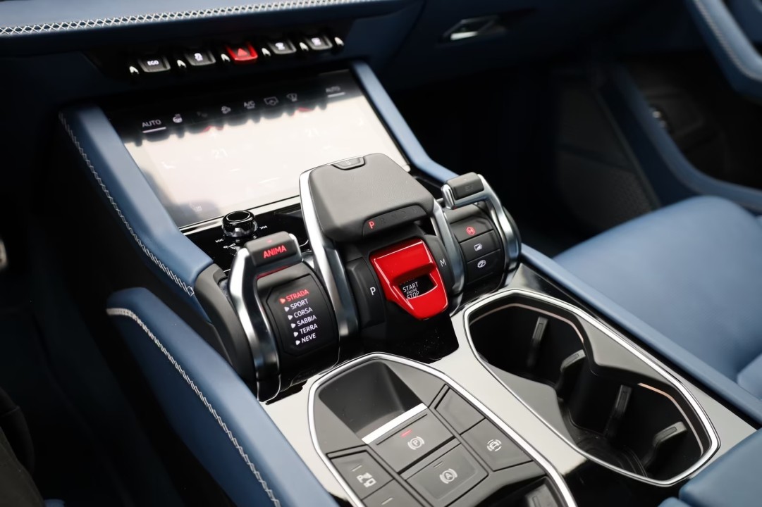 Lamborghini URUS SE - foto 11