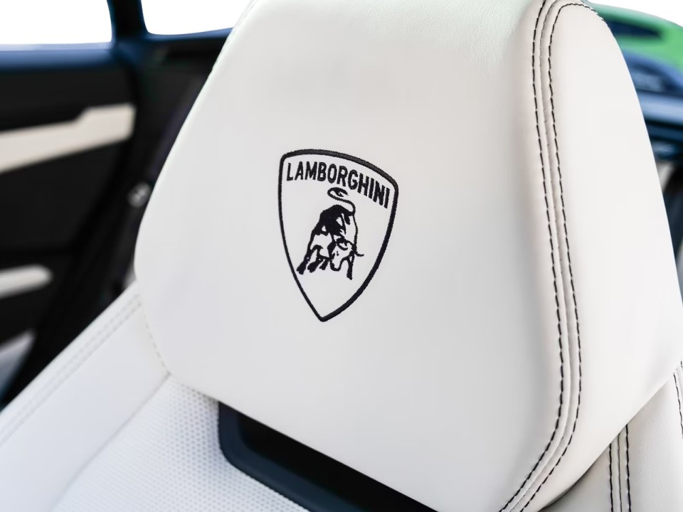 Lamborghini Urus SE - foto 22