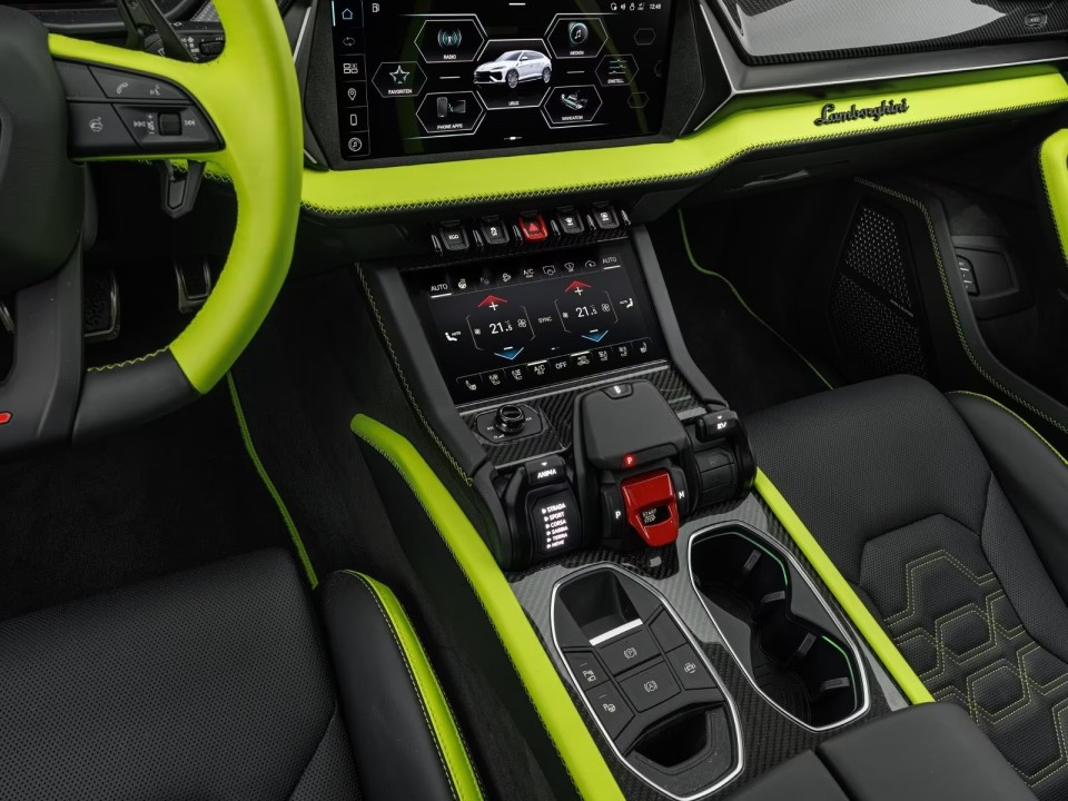Lamborghini URUS SE - foto 14
