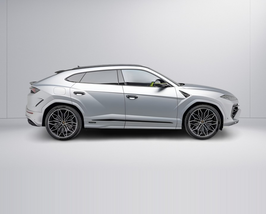 Lamborghini URUS SE (2)