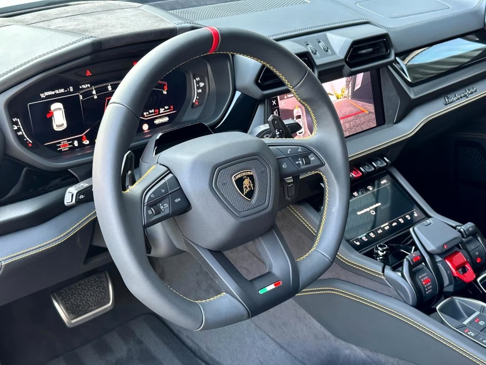 Lamborghini URUS SE - foto 8