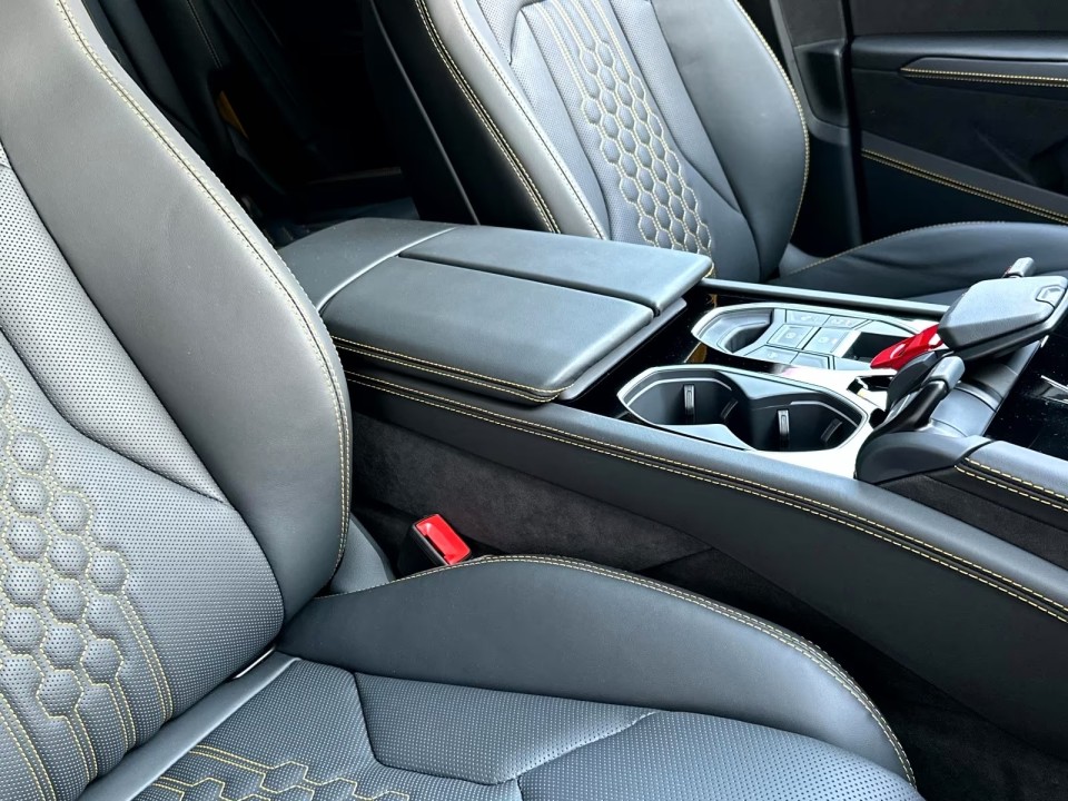 Lamborghini URUS SE - foto 13