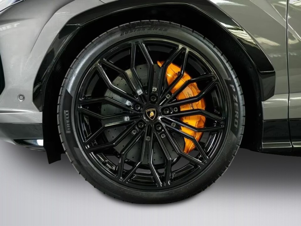 Lamborghini Urus SE - foto 32