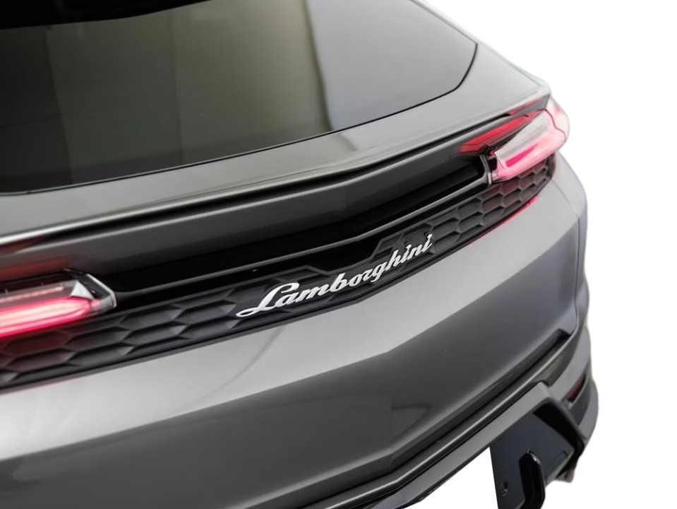 Lamborghini Urus SE - foto 27