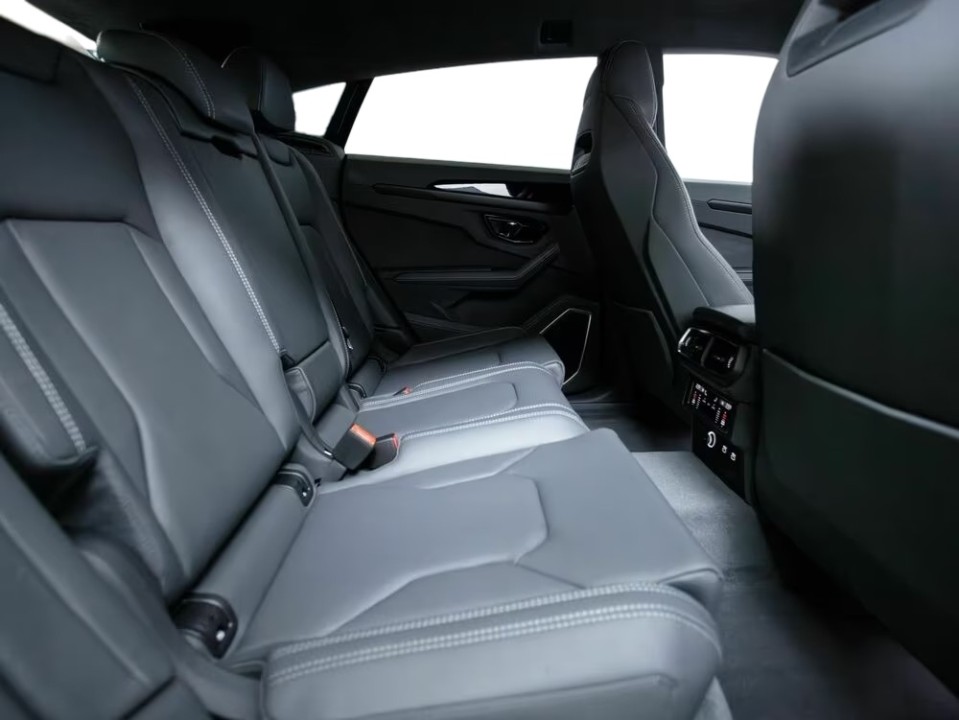 Lamborghini Urus SE - foto 16