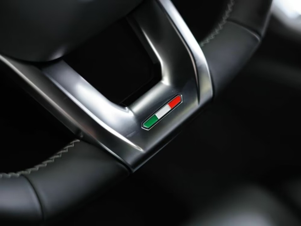 Lamborghini Urus SE - foto 12