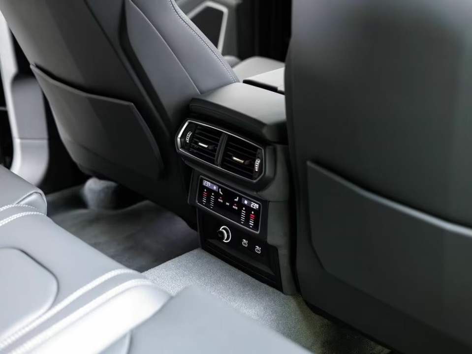 Lamborghini Urus SE - foto 13