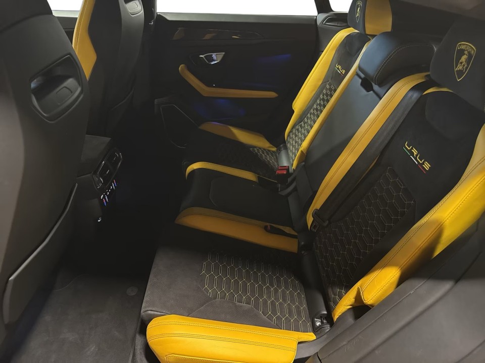 Lamborghini URUS - foto 8