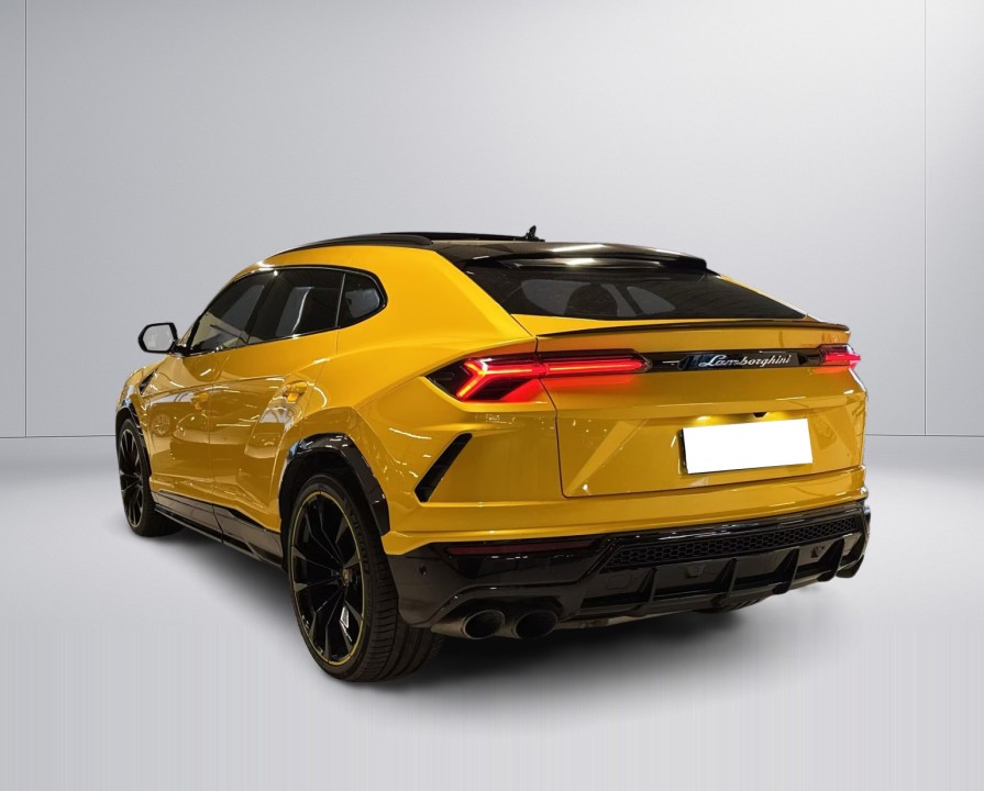 Lamborghini URUS (4)
