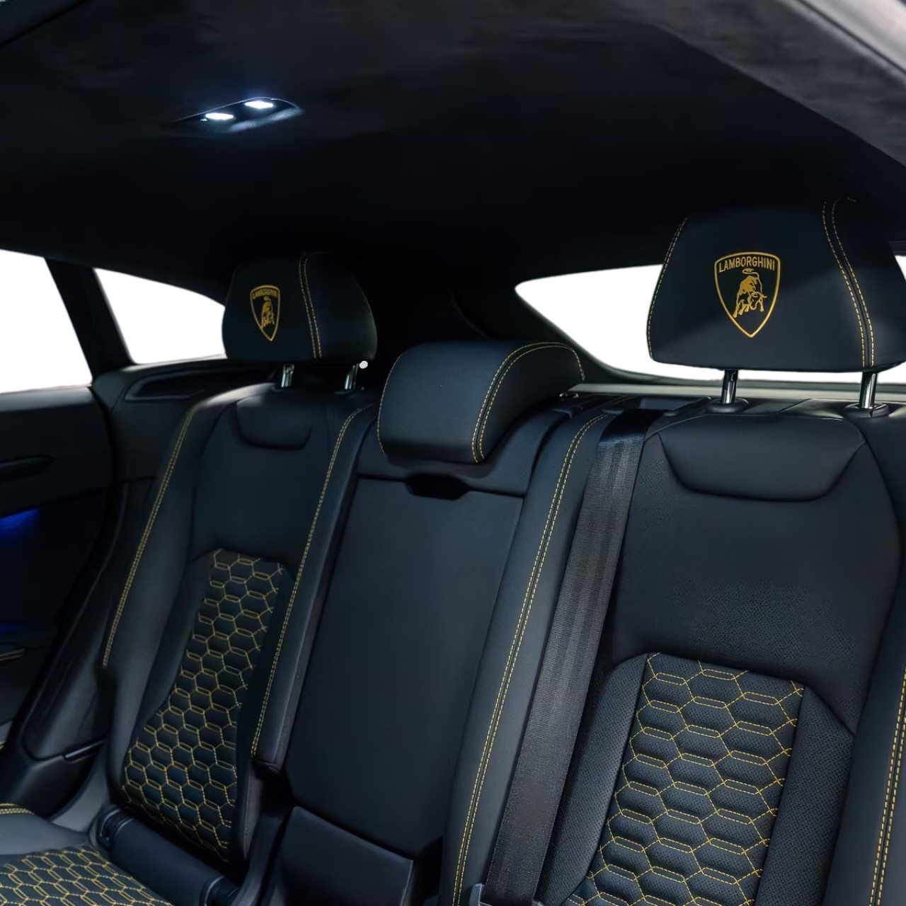 Lamborghini URUS - foto 11
