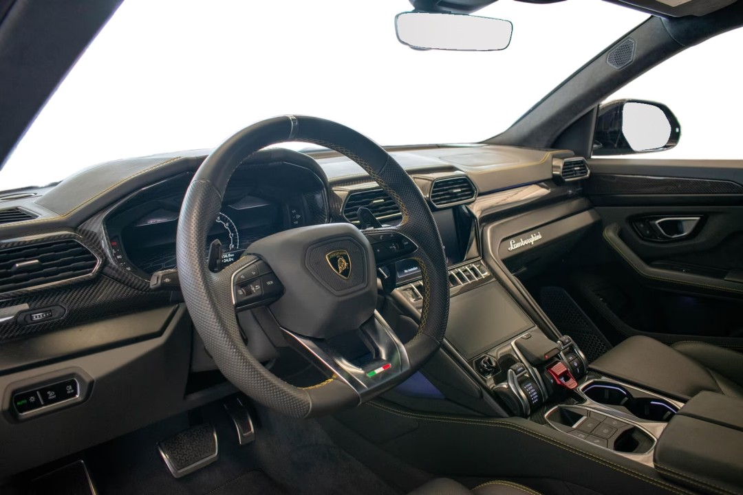 Lamborghini URUS - foto 7