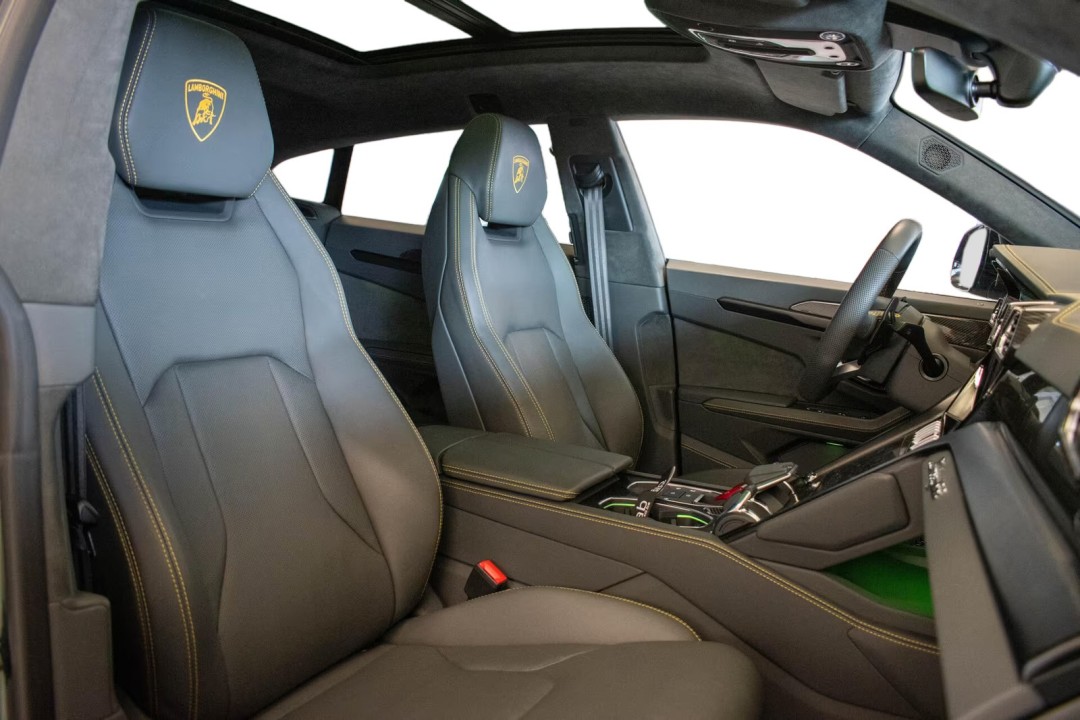 Lamborghini URUS - foto 10