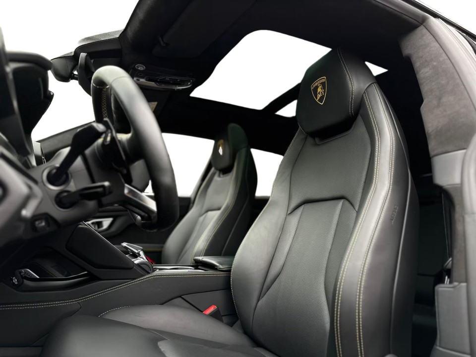 Lamborghini URUS - foto 10