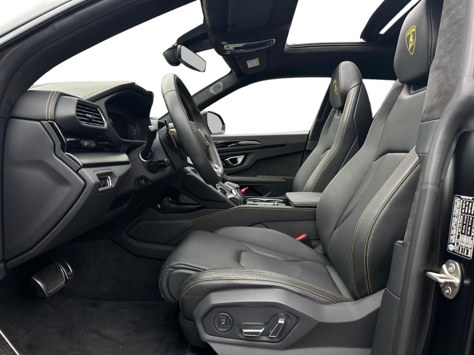 Lamborghini URUS - foto 9