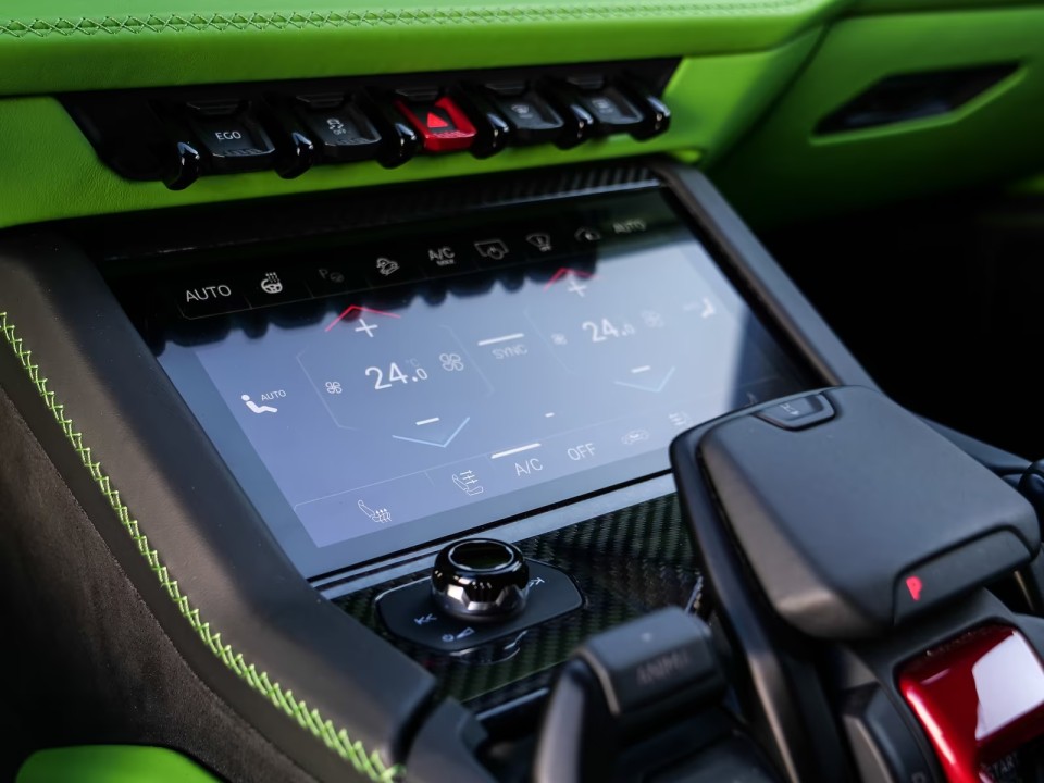 Lamborghini Urus SE - foto 15