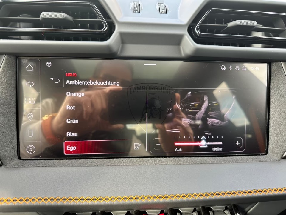 Lamborghini URUS SE - foto 22