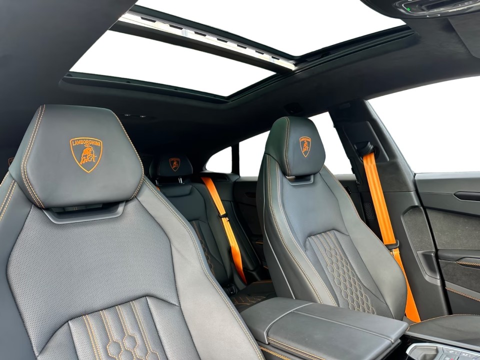 Lamborghini URUS SE - foto 12