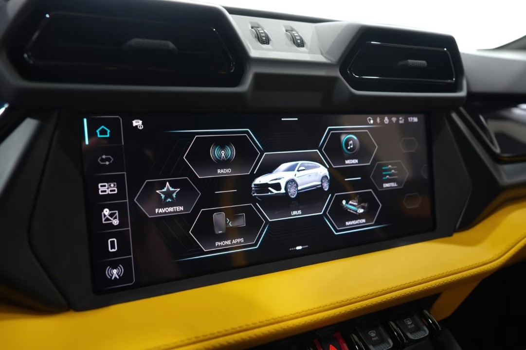 Lamborghini URUS SE - foto 18