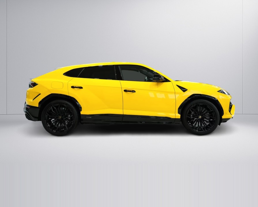 Lamborghini URUS SE (3)