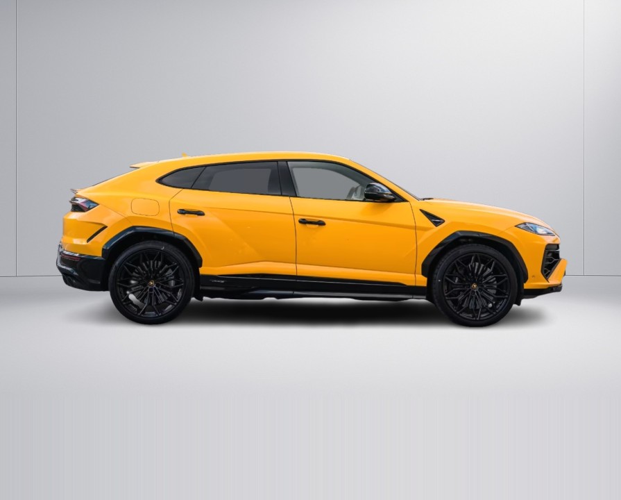 Lamborghini URUS SE (2)