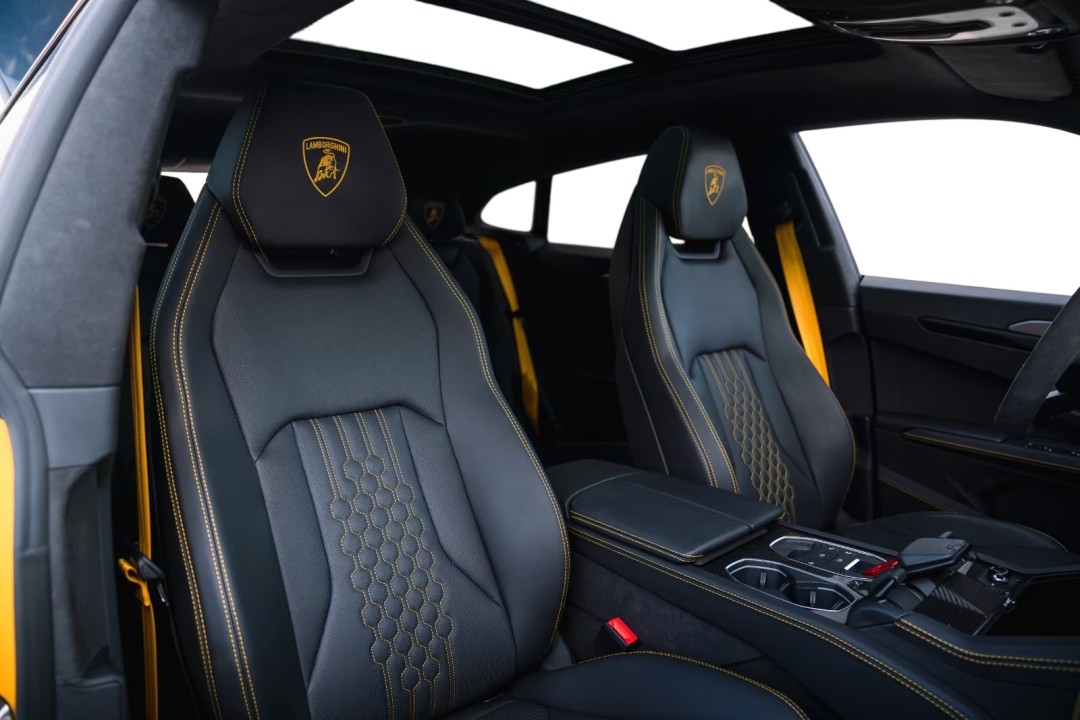 Lamborghini URUS SE - foto 16