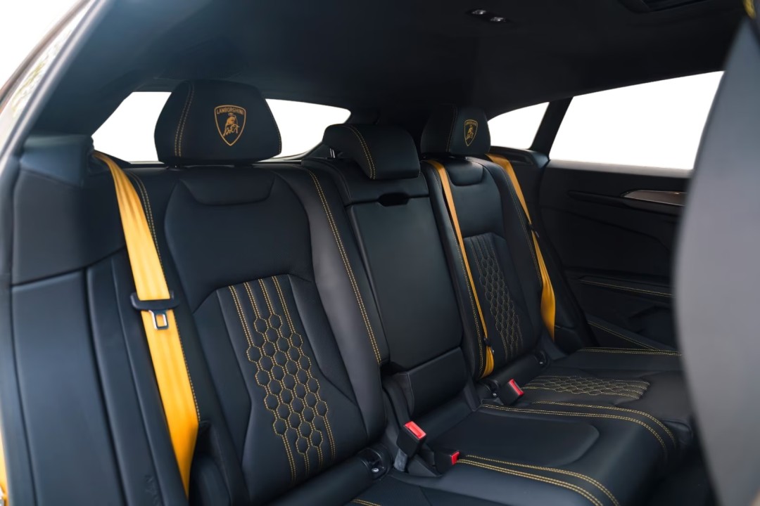 Lamborghini URUS SE - foto 15