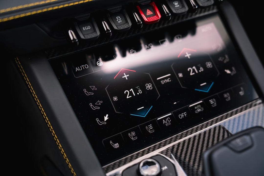 Lamborghini URUS SE - foto 29