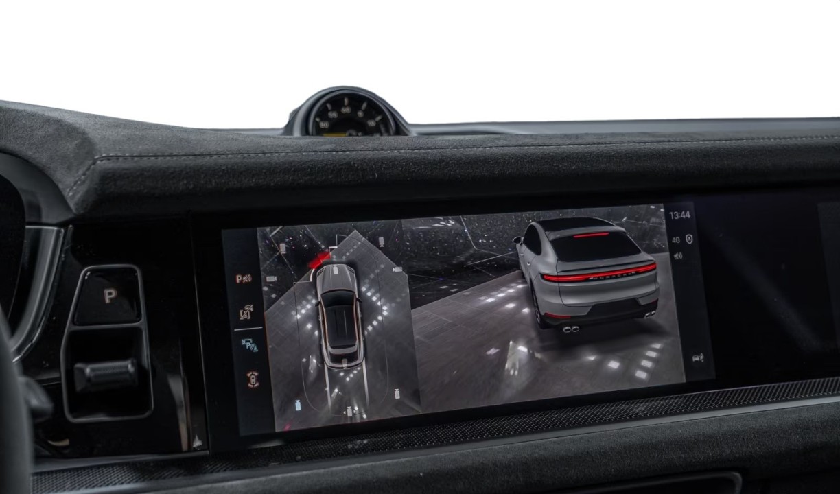 Porsche Cayenne Coupe Turbo E-Hybrid - foto 18