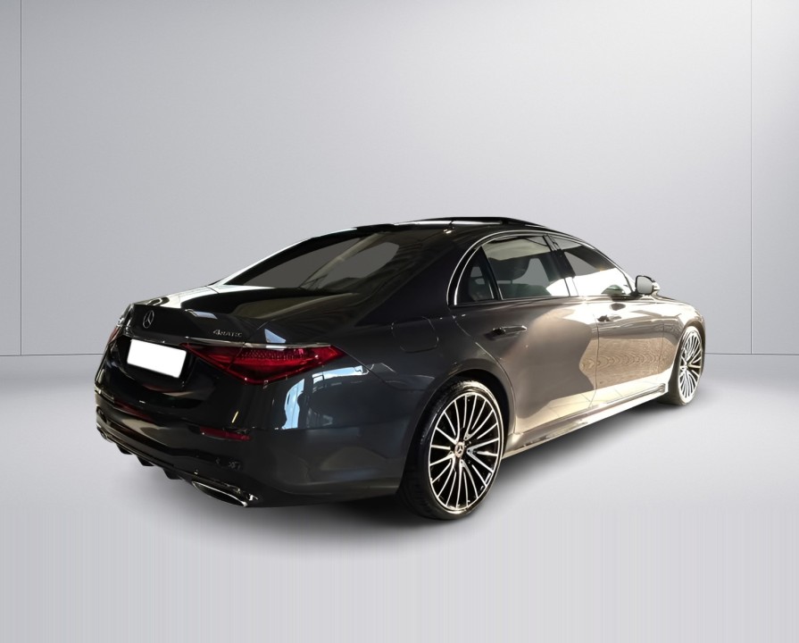 Mercedes-Benz S 500 4MATIC AMG (3)