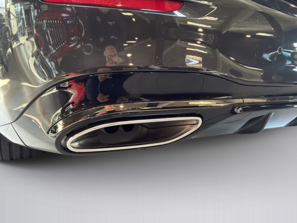 Mercedes-Benz S 500 4MATIC AMG - foto 17