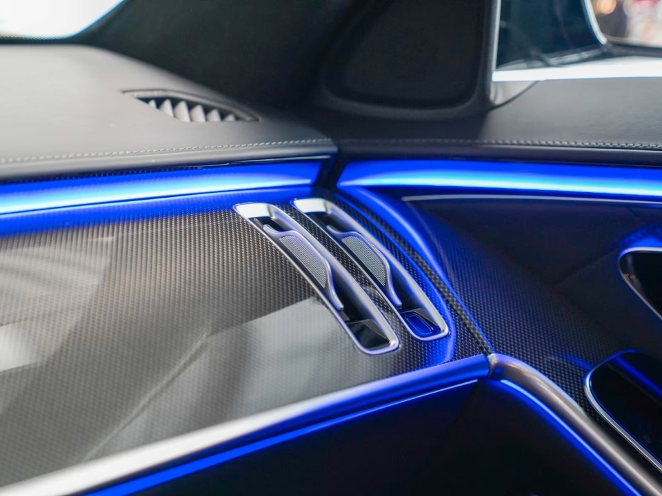 Mercedes-Benz S 500 4MATIC AMG - foto 22