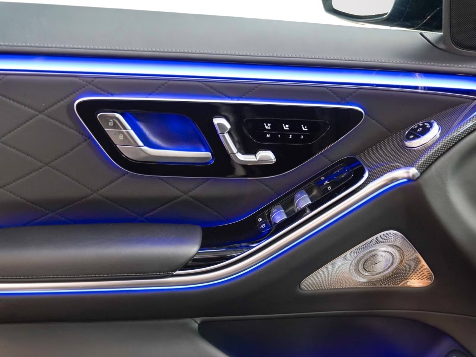 Mercedes-Benz S 500 4MATIC AMG - foto 23