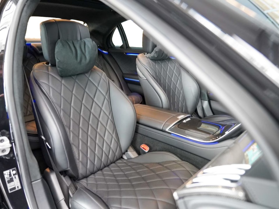 Mercedes-Benz S 500 4MATIC AMG - foto 20