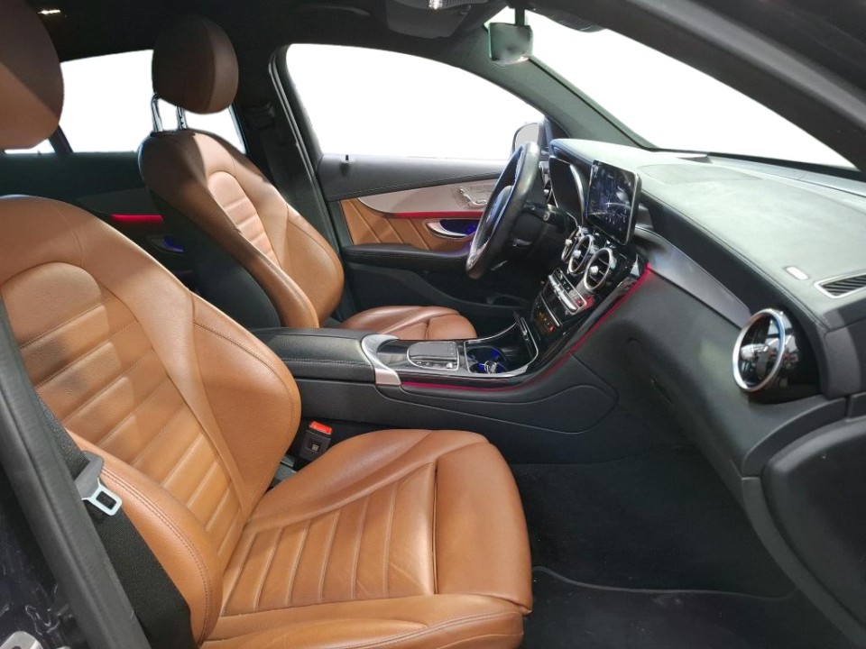 Mercedes-Benz GLC Coupé 300e 4MATIC AMG Line (5)