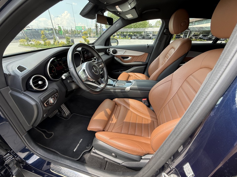 Mercedes-Benz GLC Coupé 300e 4MATIC AMG Line - foto 11