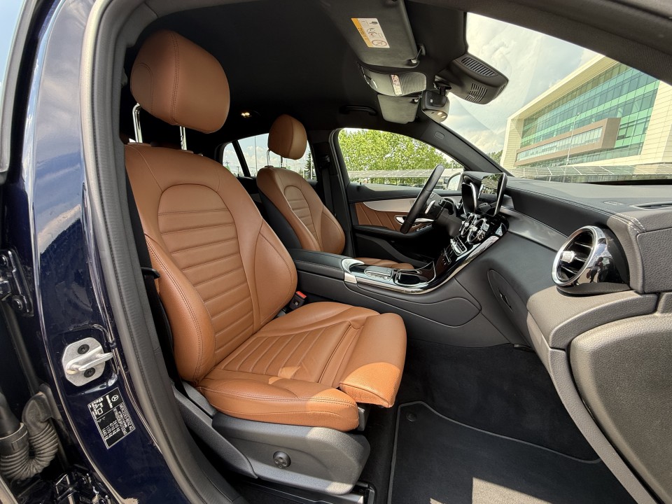 Mercedes-Benz GLC Coupé 300e 4MATIC AMG Line - foto 16