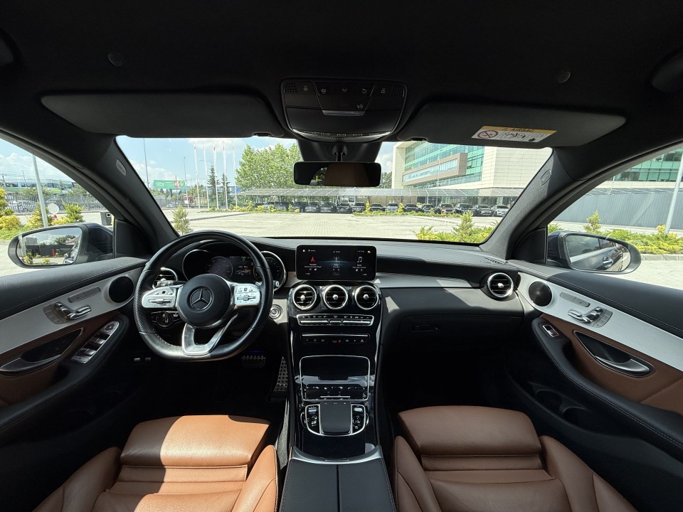 Mercedes-Benz GLC Coupé 300e 4MATIC AMG Line - foto 20