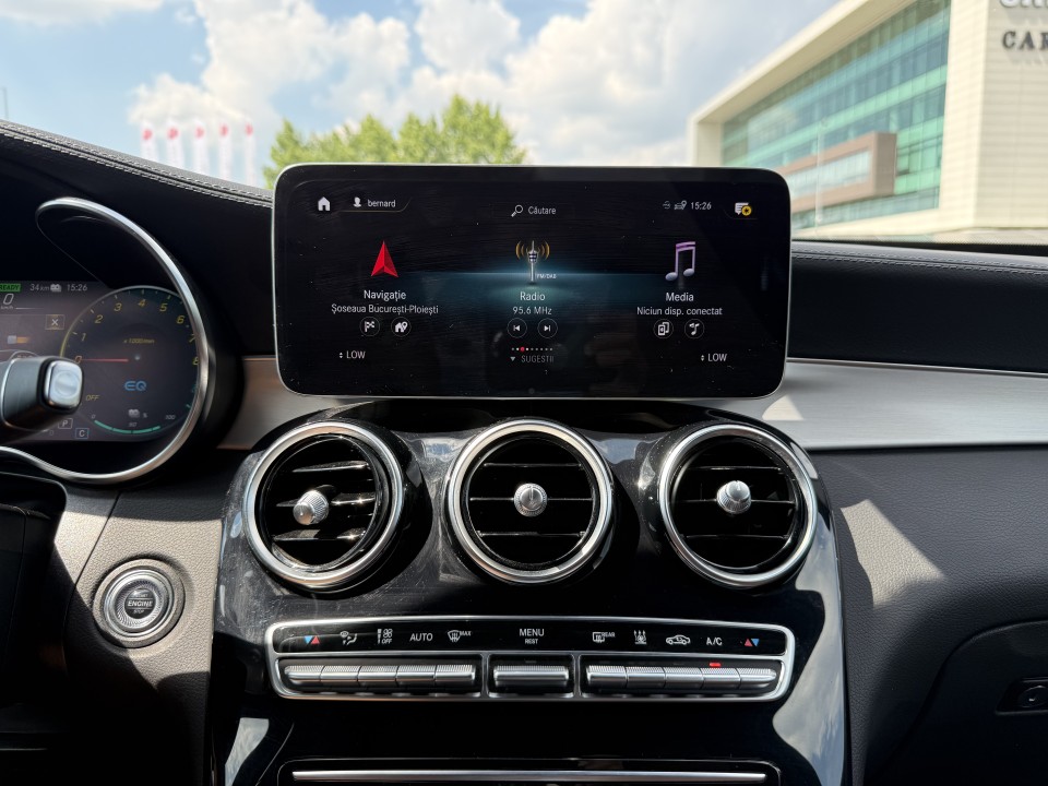 Mercedes-Benz GLC Coupé 300e 4MATIC AMG Line - foto 23